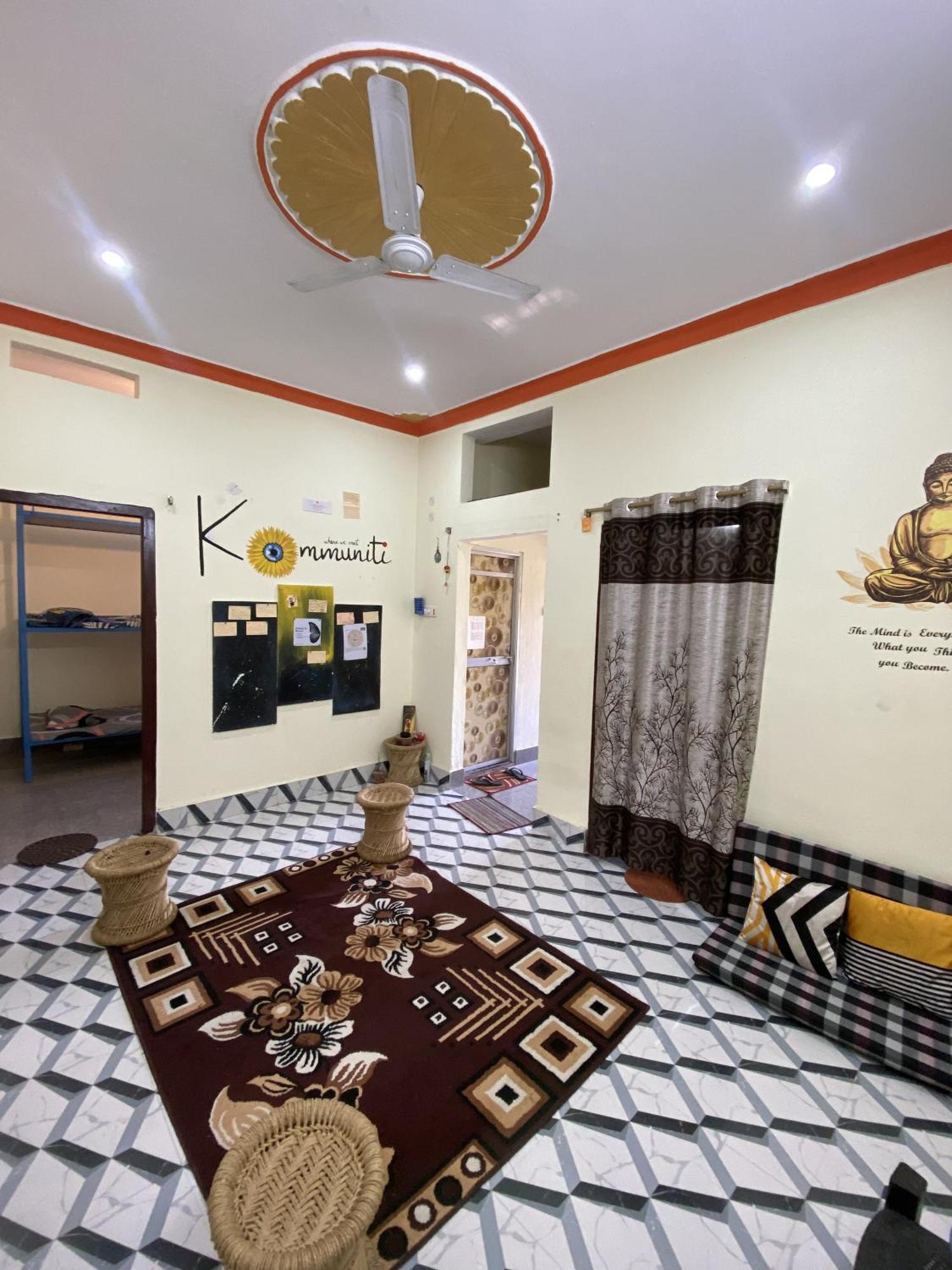 Nikunj Dorme Hostel Rājgīr Buitenkant foto