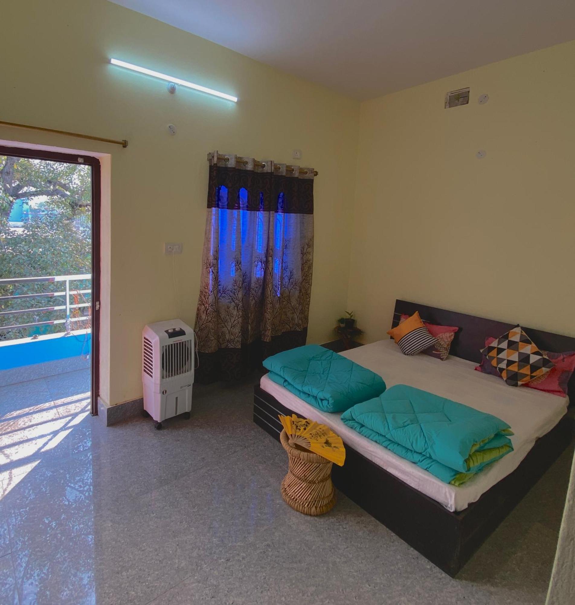 Nikunj Dorme Hostel Rājgīr Buitenkant foto