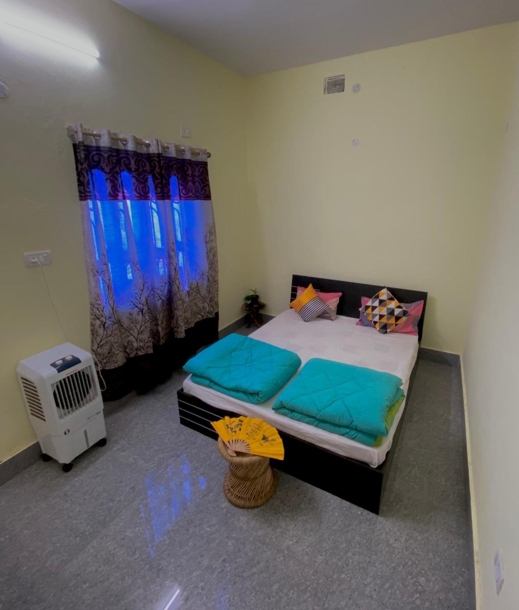 Nikunj Dorme Hostel Rājgīr Buitenkant foto